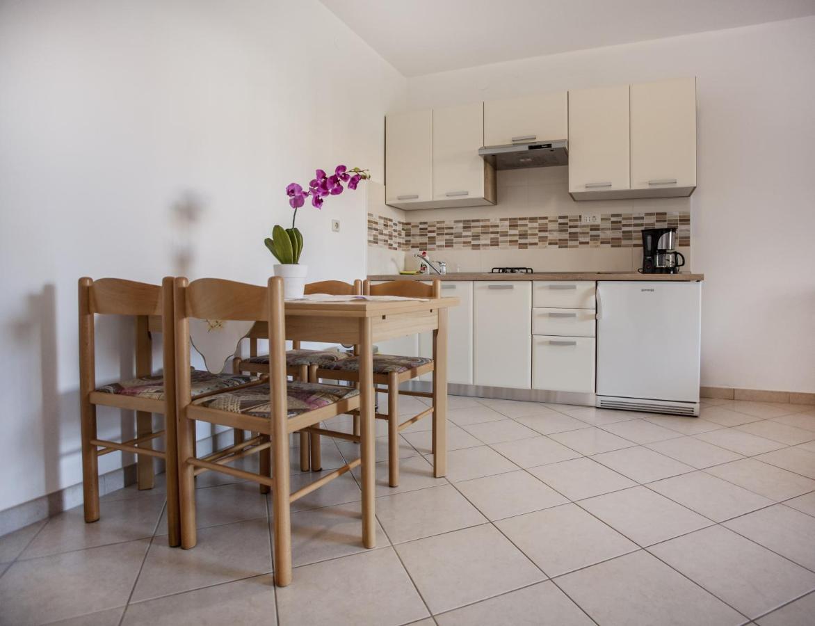 Apartments Zaharija Rovinj Room photo
